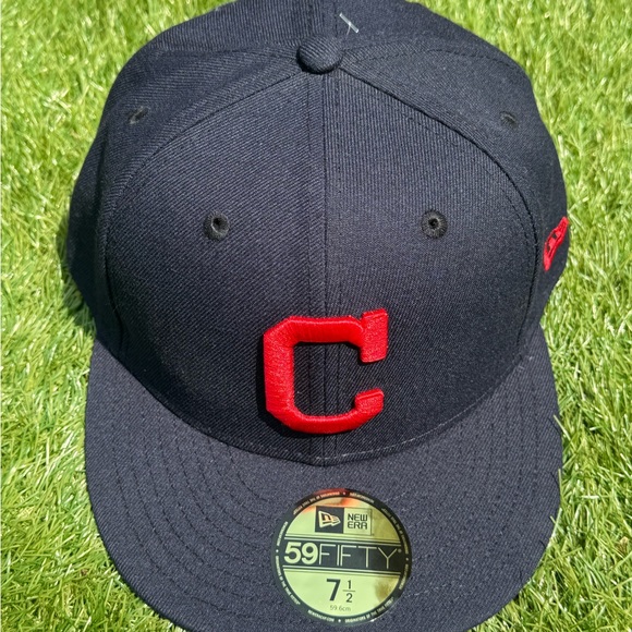New Era 59Fifty Cleveland Indians Fitted Hat | Size 7 1/2 - Picture 2 of 11